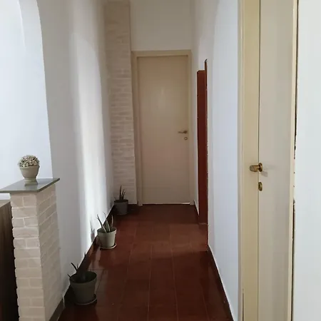 Domus Mandrolisai Casa de Férias *
