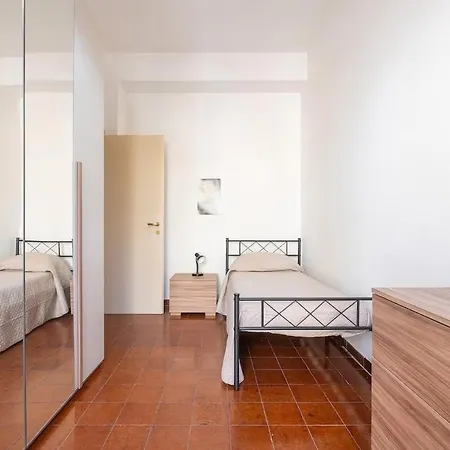 Domus Mandrolisai Feriehus *