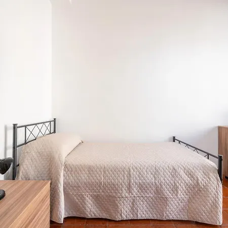 Hébergement de vacances Domus Mandrolisai *